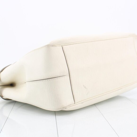 LOUIS VUITTON Epi GM Passy - Picture 4 of 6